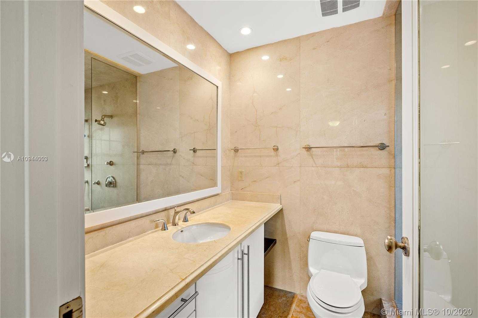 Small Image of 1526 DORADO AVE, Coral Gables Number 32