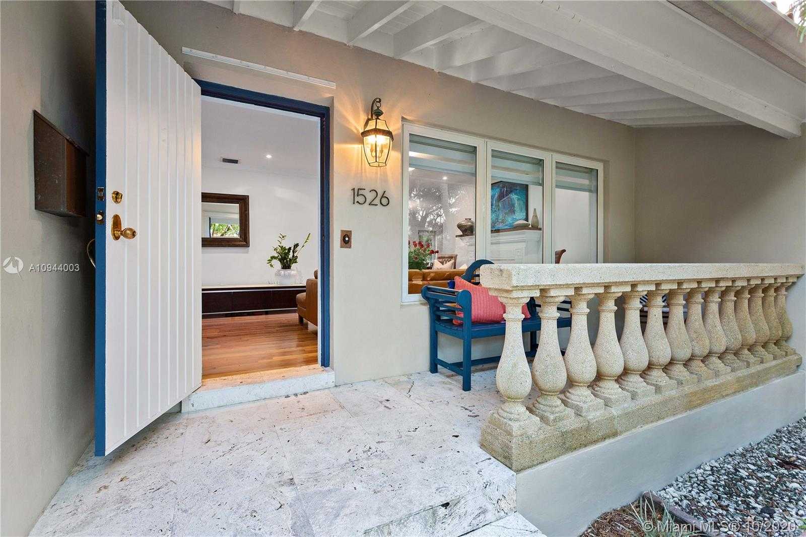 Small Image of 1526 DORADO AVE, Coral Gables Number 8