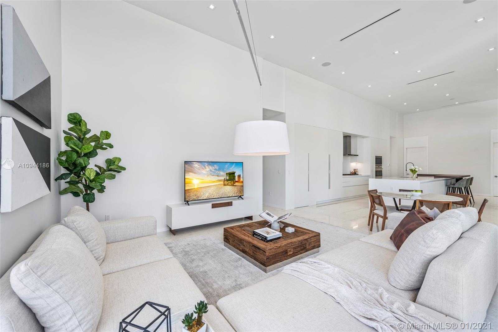 Small Image of 1651 DIPLOMAT PKWY, Hallandale Beach Number 16