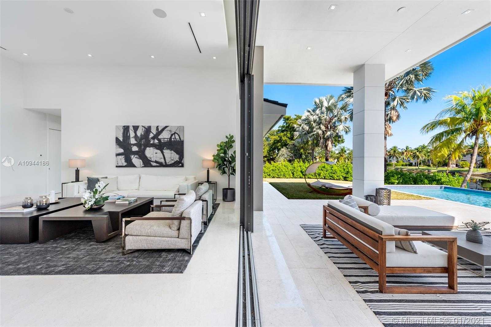 Small Image of 1651 DIPLOMAT PKWY, Hallandale Beach Number 17