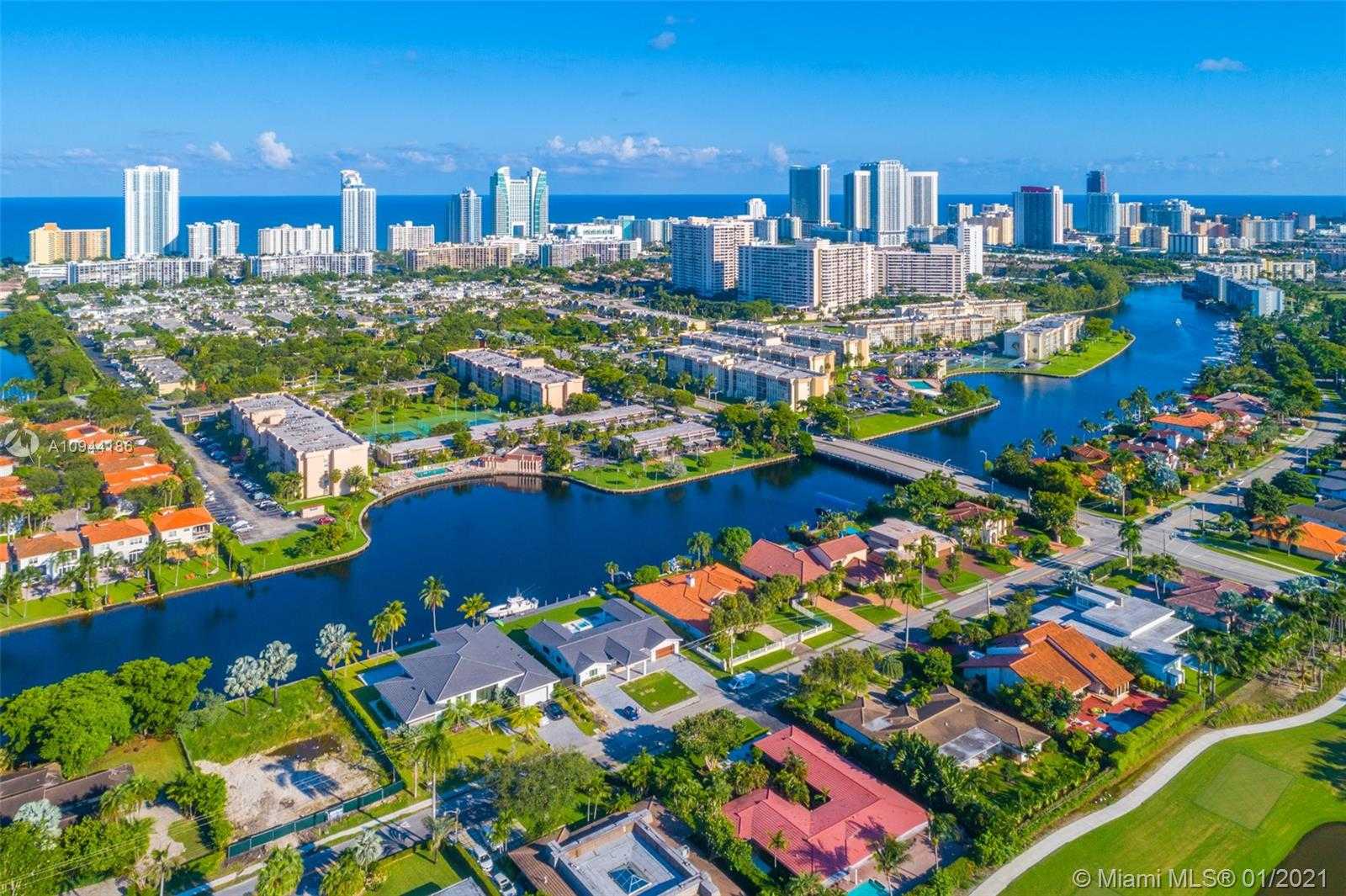 Small Image of 1651 DIPLOMAT PKWY, Hallandale Beach Number 37