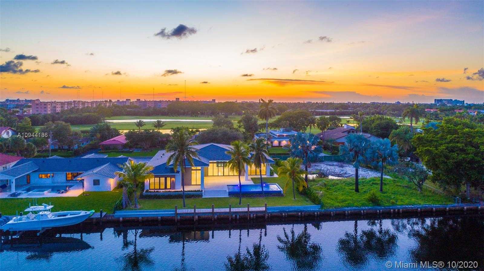 Small Image of 1651 DIPLOMAT PKWY, Hallandale Beach Number 63