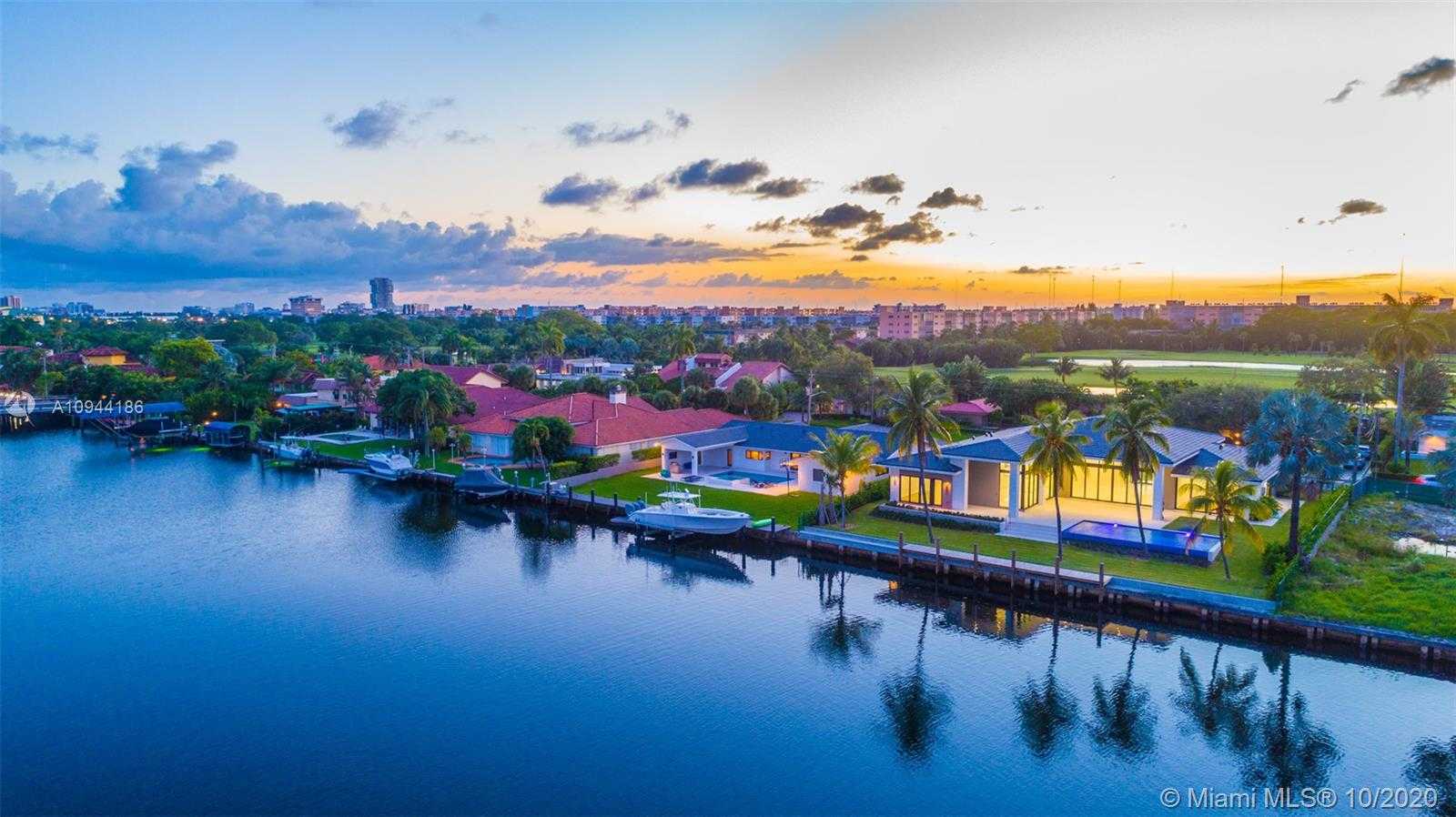 Small Image of 1651 DIPLOMAT PKWY, Hallandale Beach Number 64