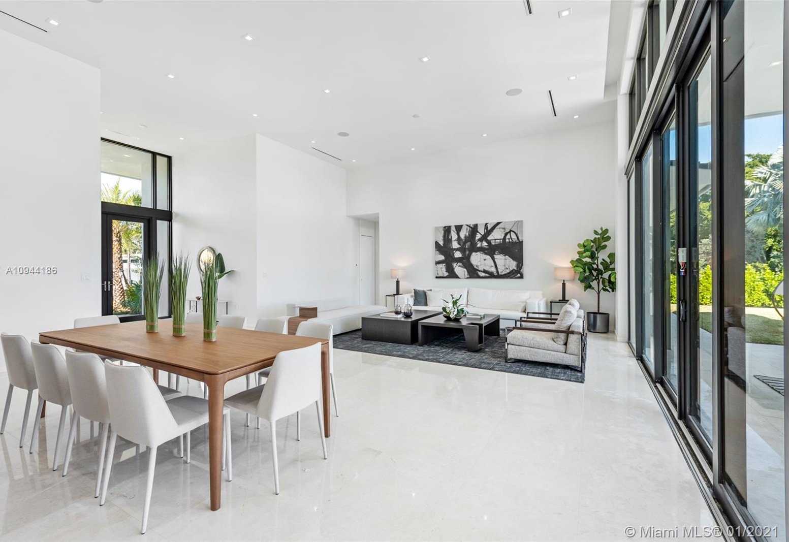 Small Image of 1651 DIPLOMAT PKWY, Hallandale Beach Number 9