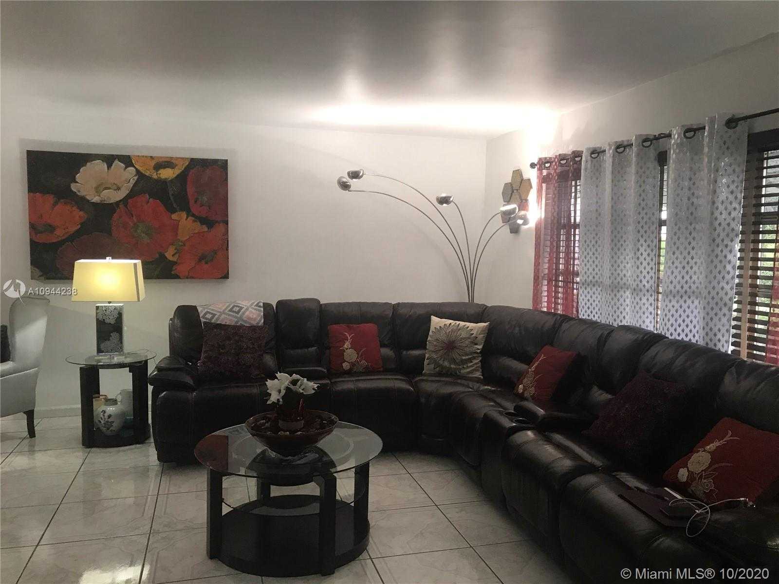Small Image of 7418 NORTH WEST 73RD AVE, Tamarac Number 11