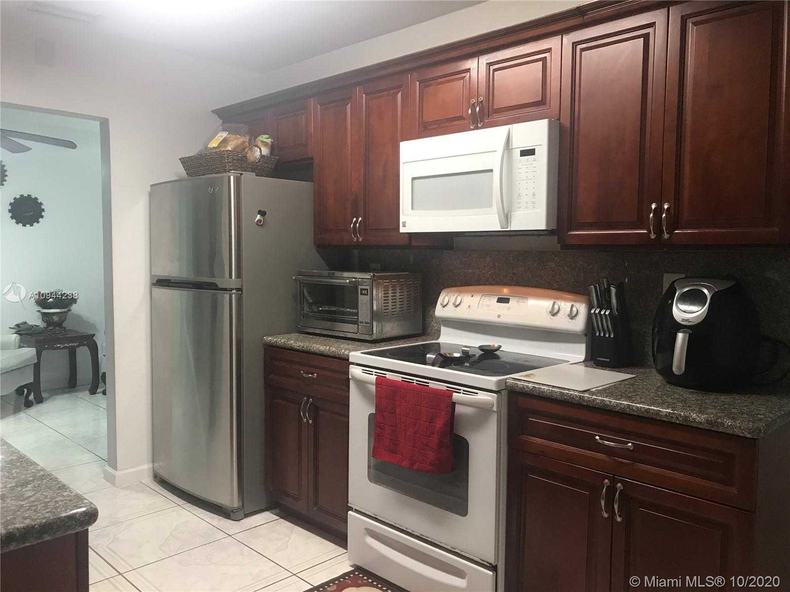 Small Image of 7418 NORTH WEST 73RD AVE, Tamarac Number 27