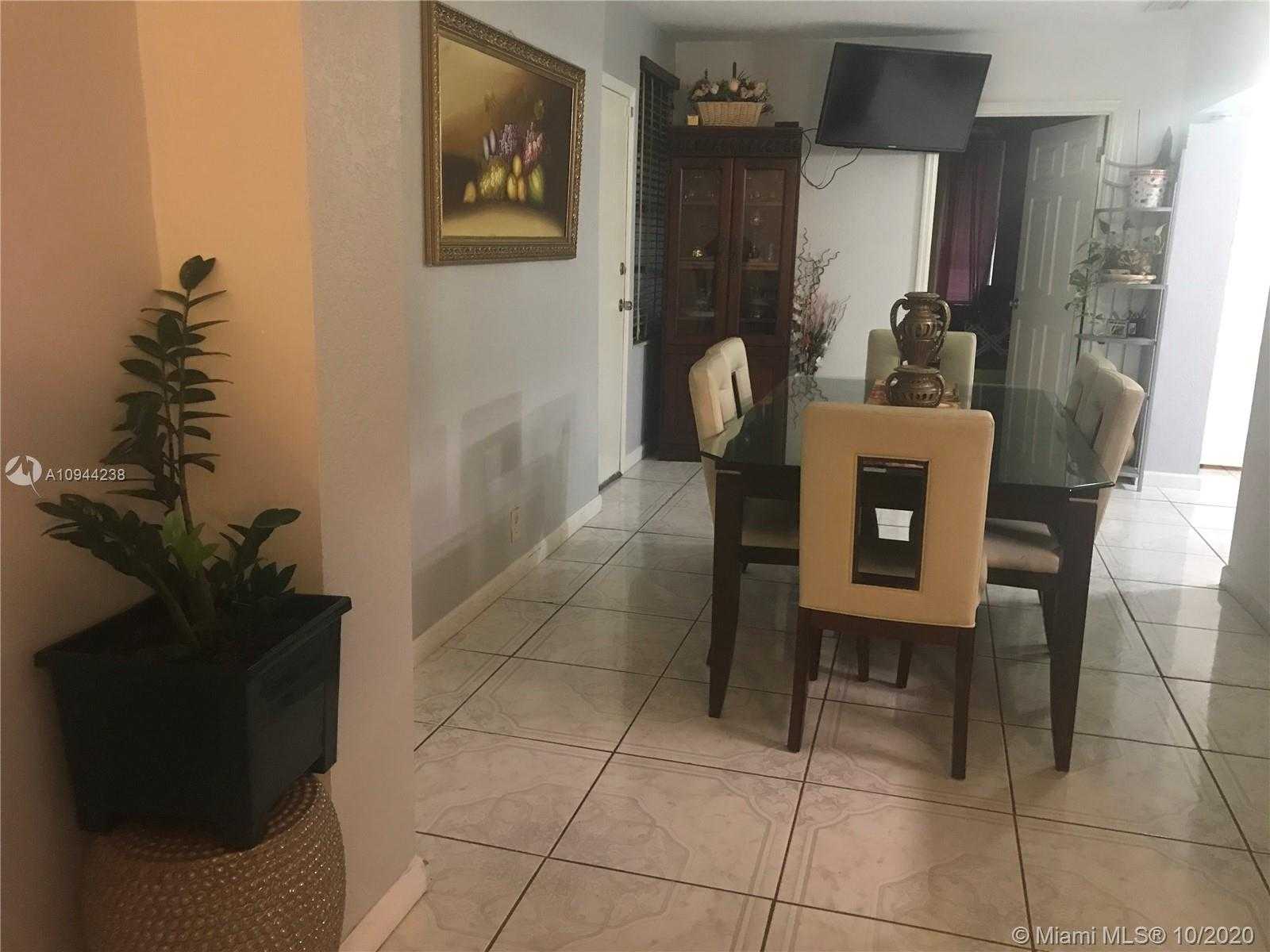 Small Image of 7418 NORTH WEST 73RD AVE, Tamarac Number 30