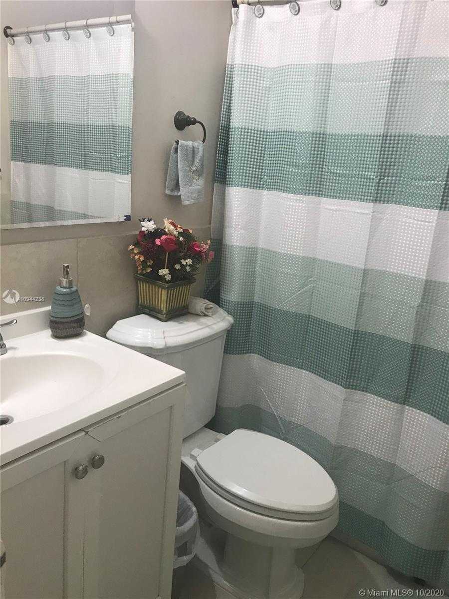 Small Image of 7418 NORTH WEST 73RD AVE, Tamarac Number 37