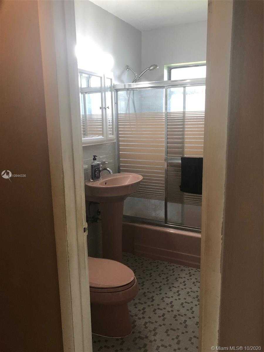 Small Image of 10751 SOUTH WEST 51ST DR, Miami Number 10