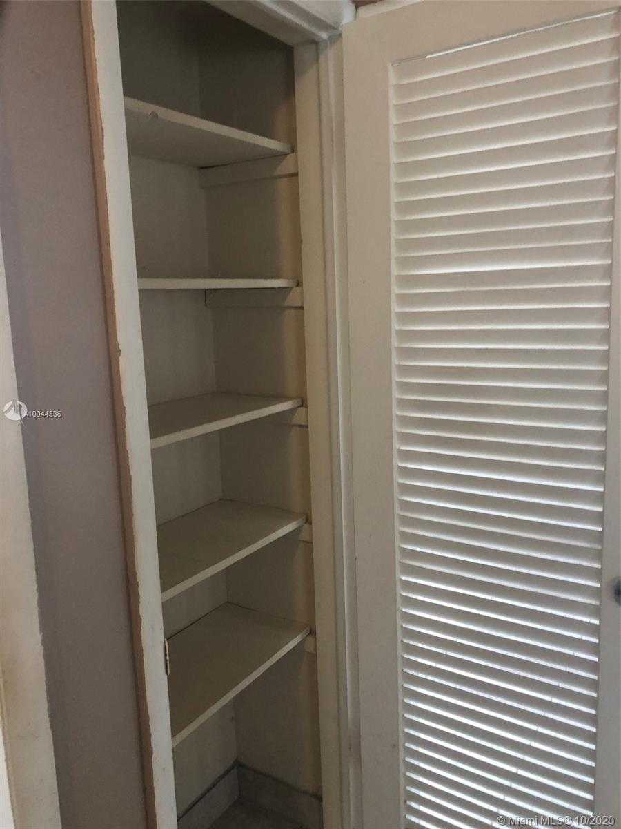 Small Image of 10751 SOUTH WEST 51ST DR, Miami Number 12