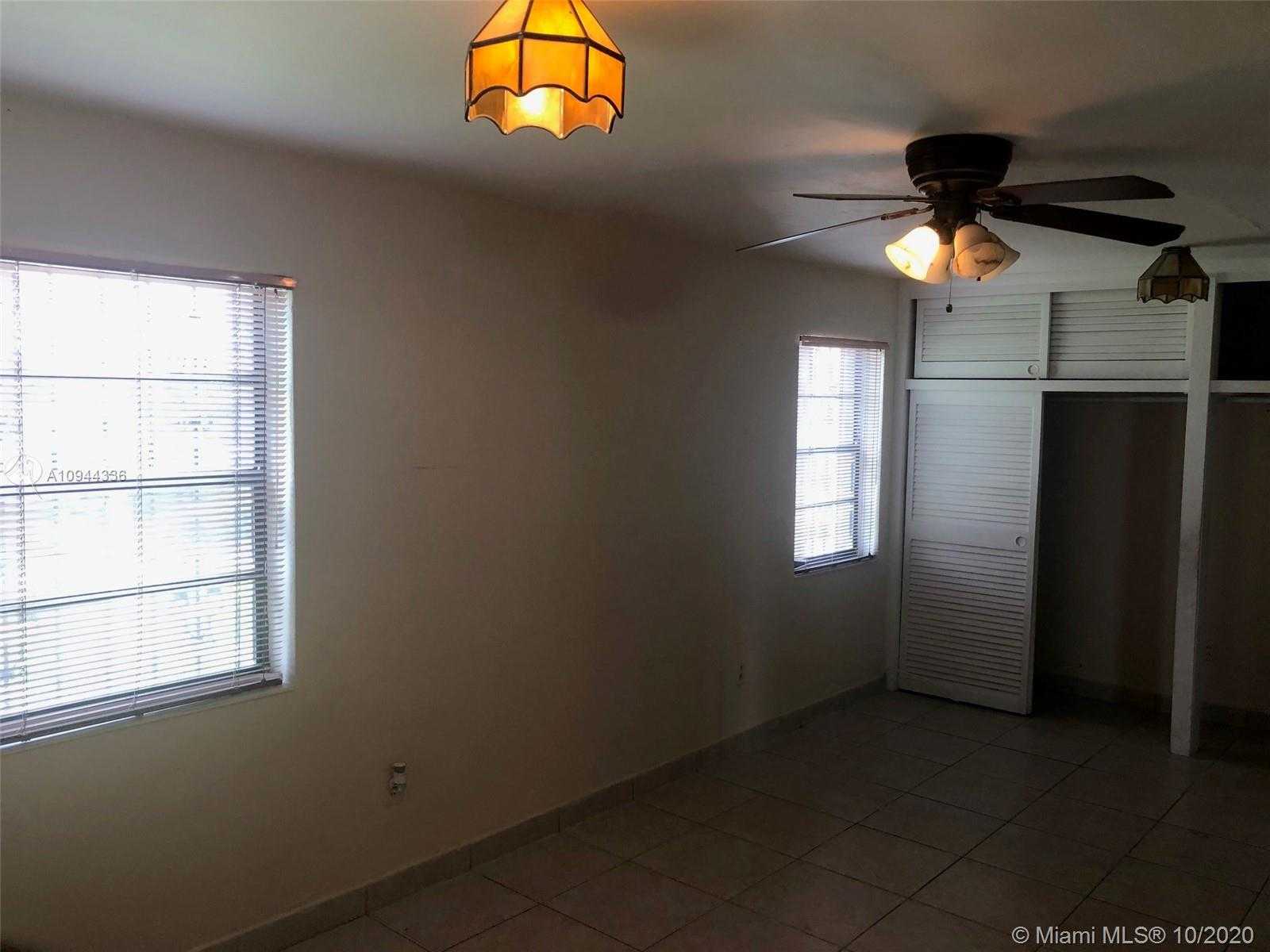 Small Image of 10751 SOUTH WEST 51ST DR, Miami Number 17