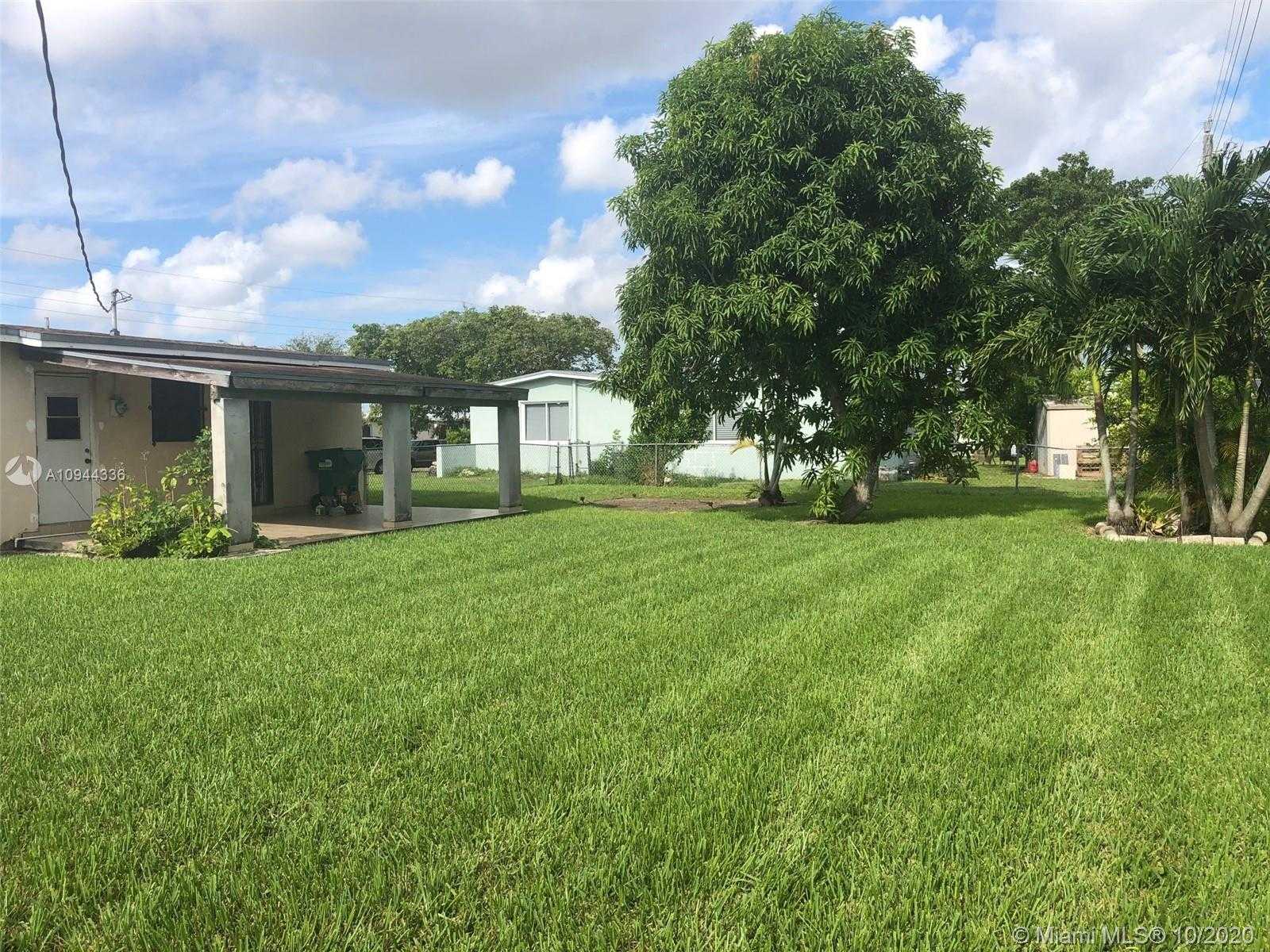 Small Image of 10751 SOUTH WEST 51ST DR, Miami Number 25