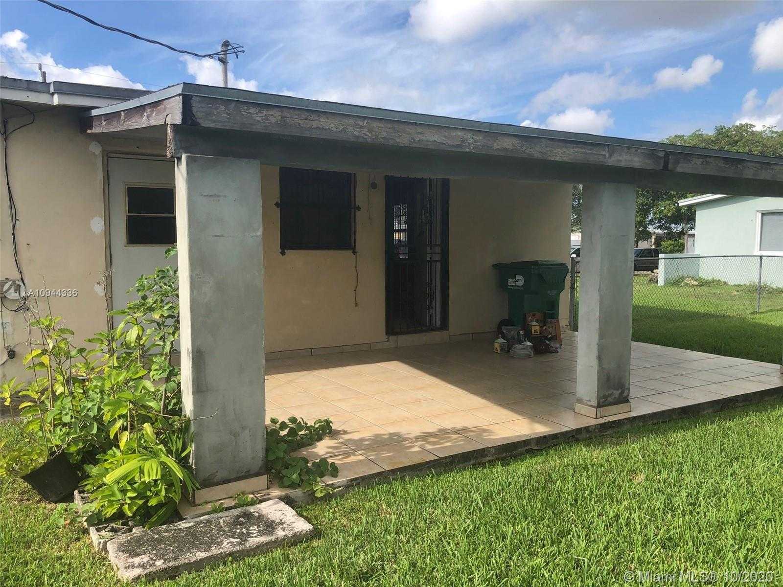 Small Image of 10751 SOUTH WEST 51ST DR, Miami Number 26