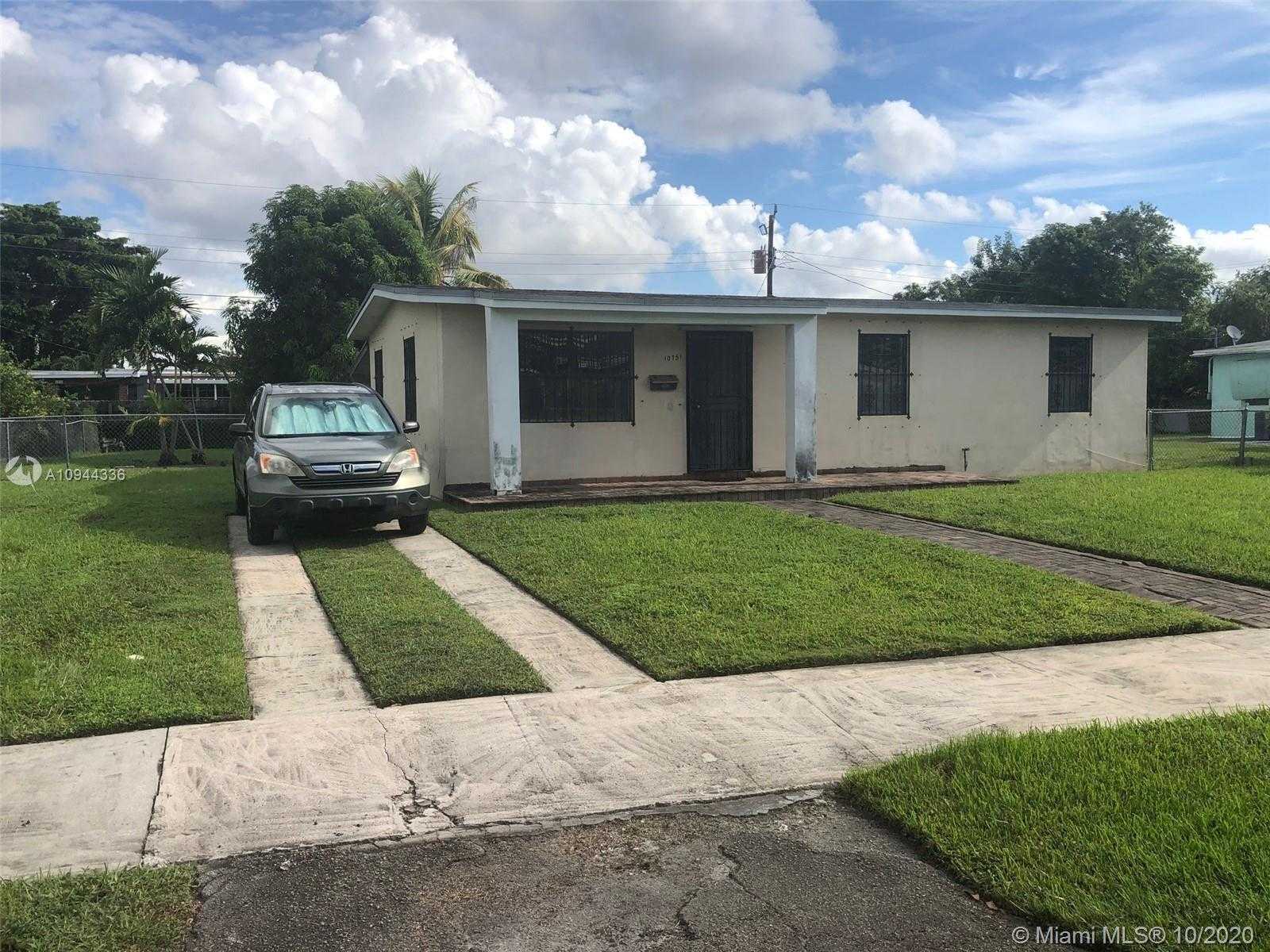 Small Image of 10751 SOUTH WEST 51ST DR, Miami Number 27