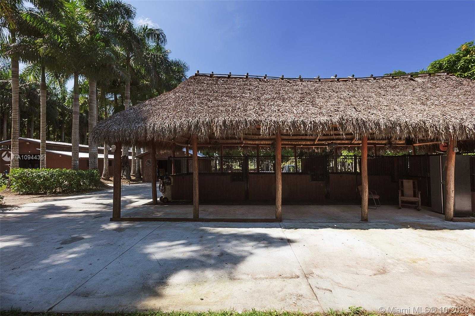 Small Image of 19695 SOUTH WEST 184 STREET, Miami Number 17