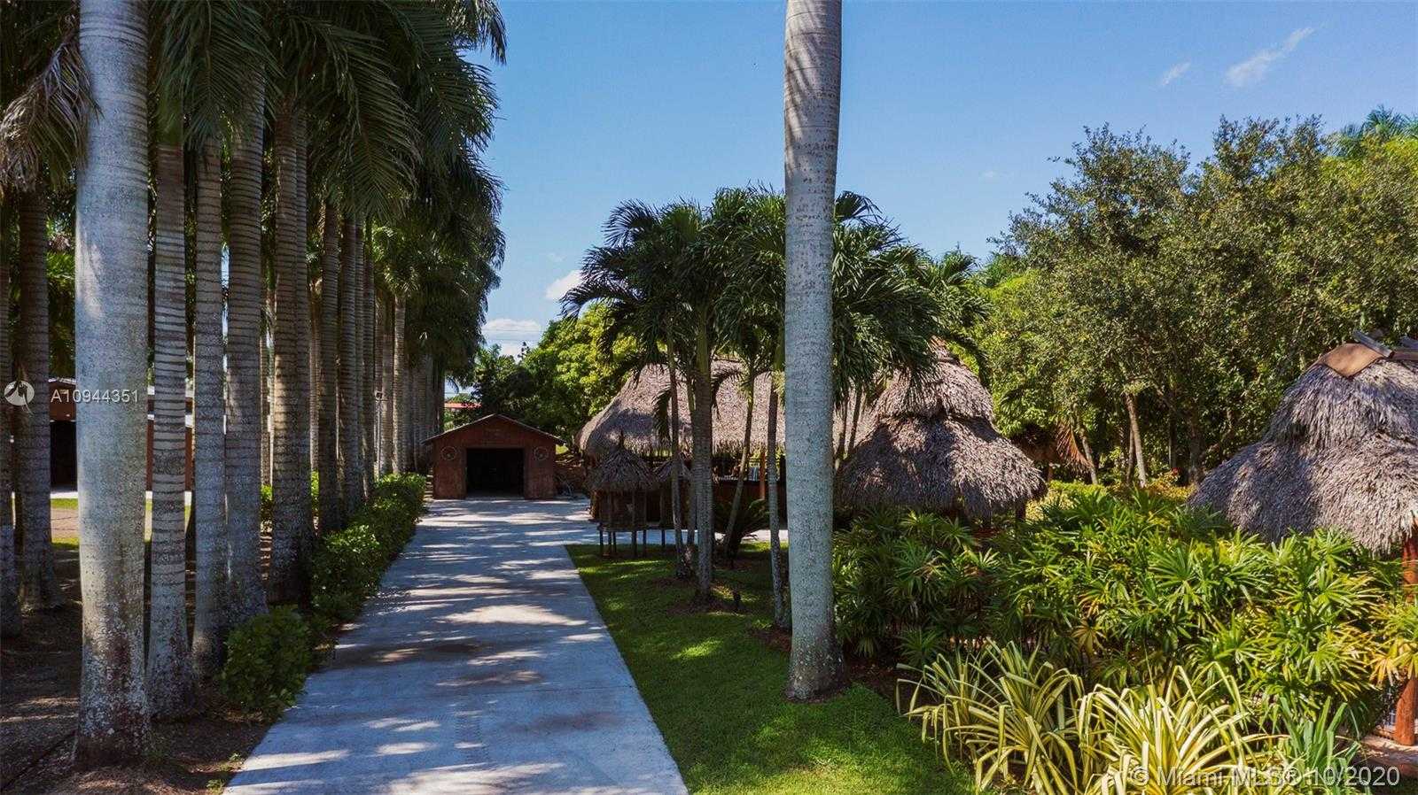 Small Image of 19695 SOUTH WEST 184 STREET, Miami Number 19