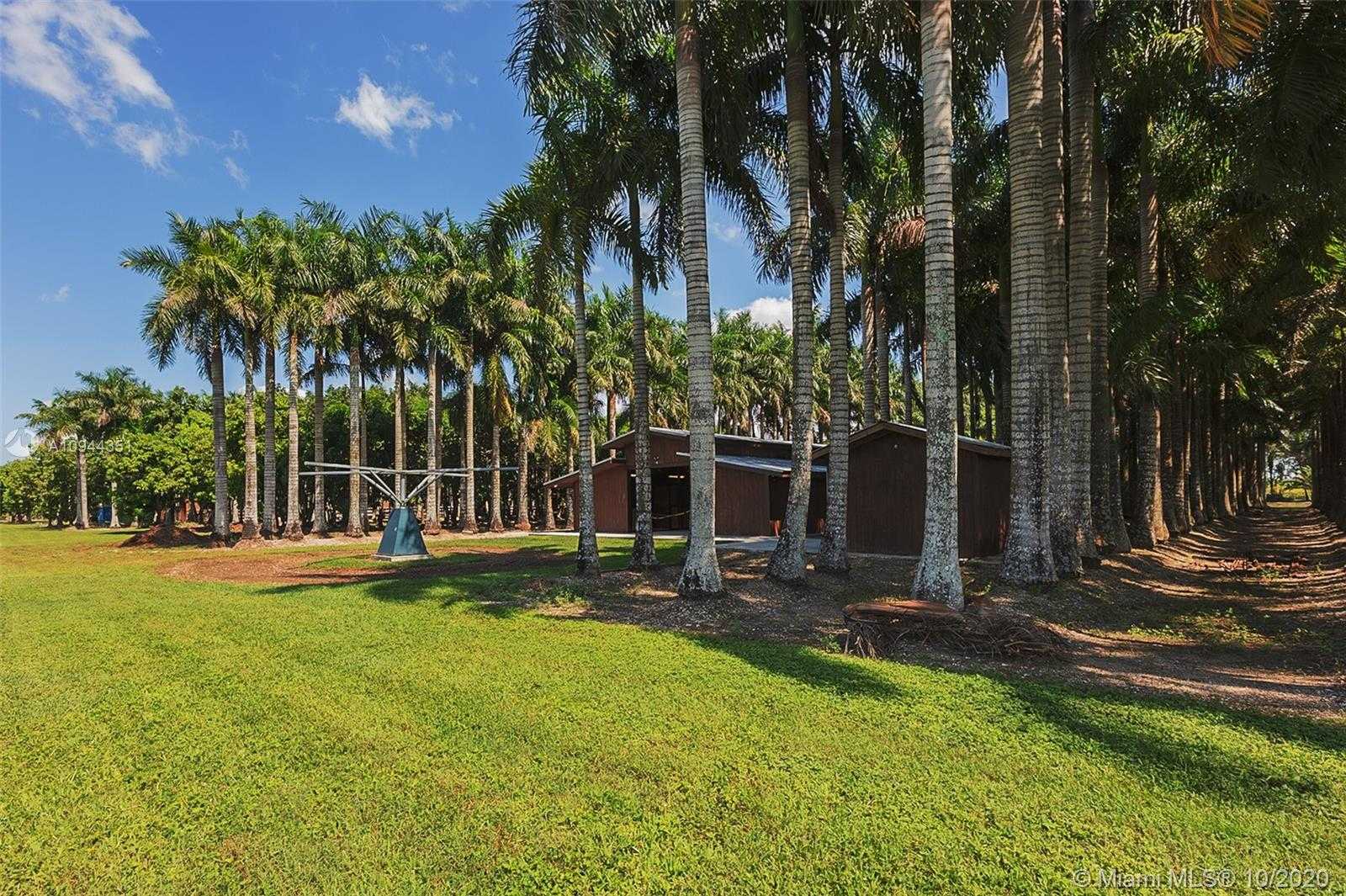 Small Image of 19695 SOUTH WEST 184 STREET, Miami Number 21