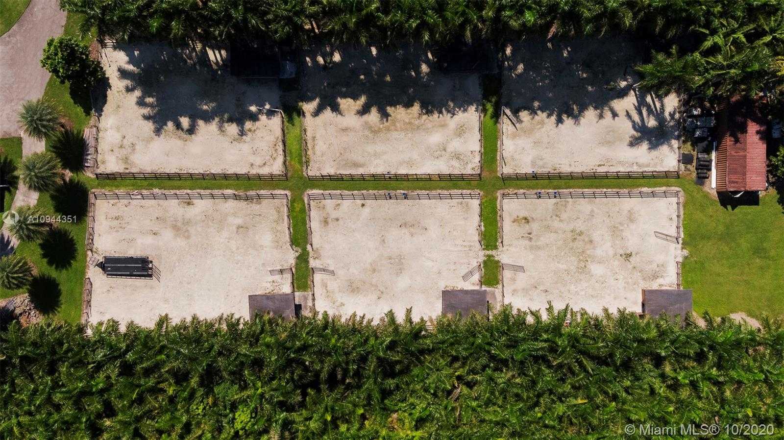 Small Image of 19695 SOUTH WEST 184 STREET, Miami Number 28