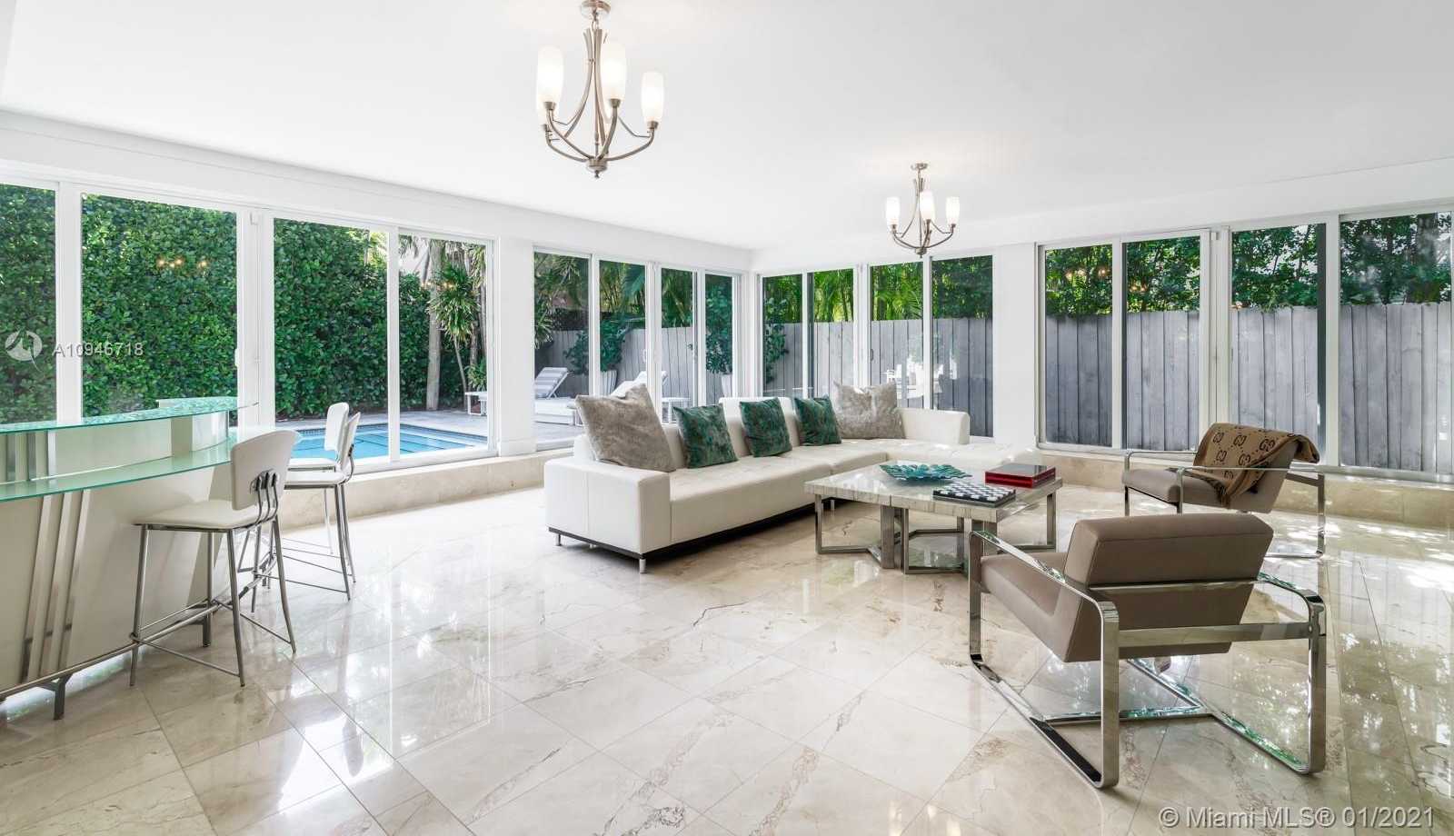 Small Image of 5543 LA GORCE DR, Miami Beach Number 6