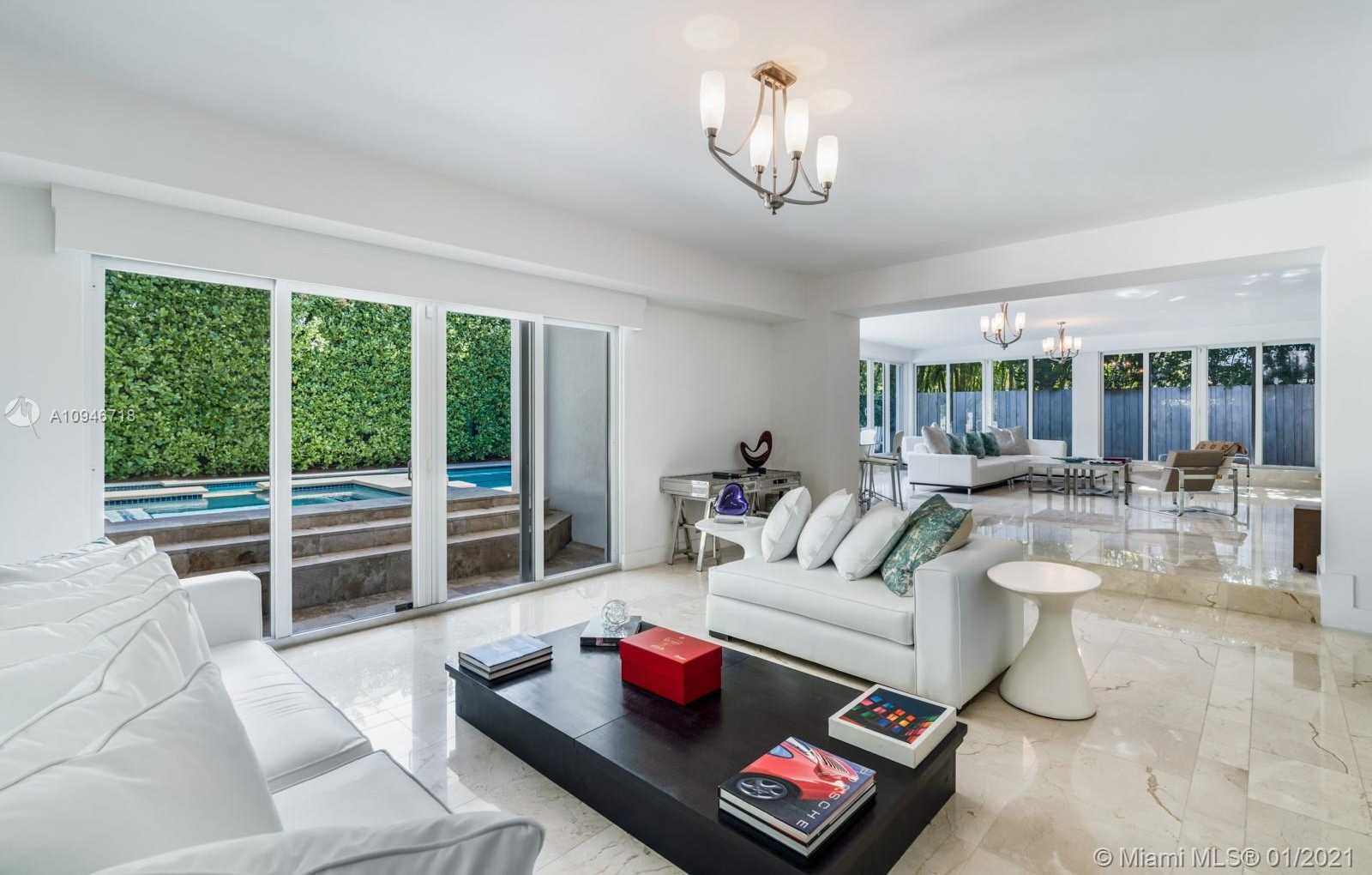 Small Image of 5543 LA GORCE DR, Miami Beach Number 8
