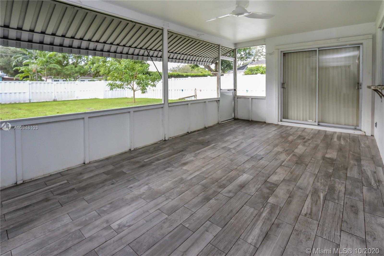 Small Image of 4524 HARRISON ST, Hollywood Number 10