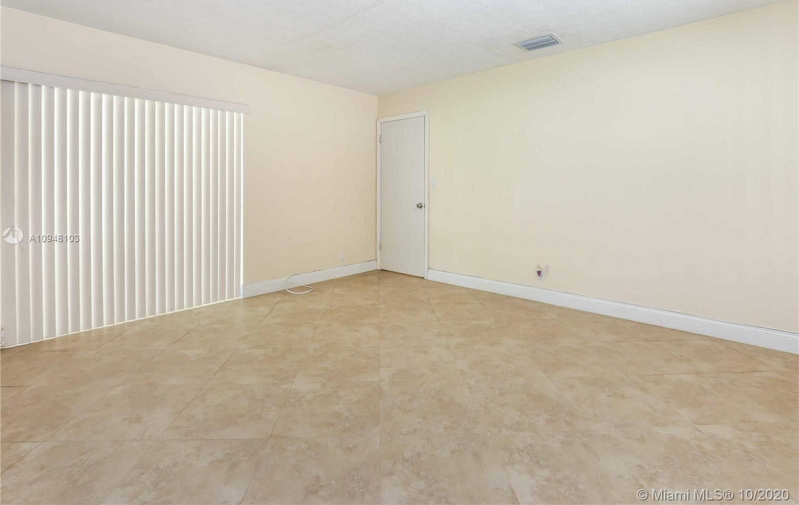 Small Image of 4524 HARRISON ST, Hollywood Number 19