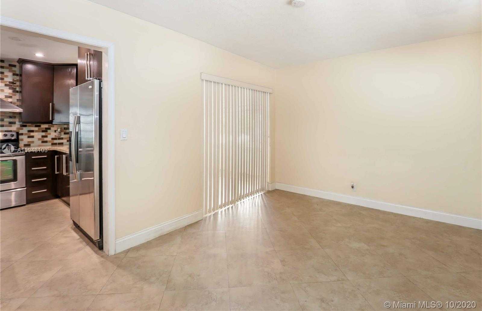 Small Image of 4524 HARRISON ST, Hollywood Number 26