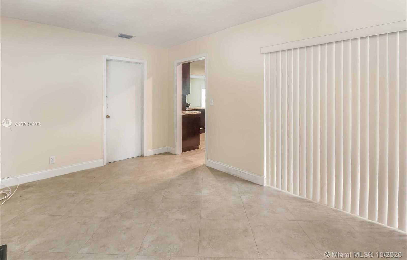 Small Image of 4524 HARRISON ST, Hollywood Number 31
