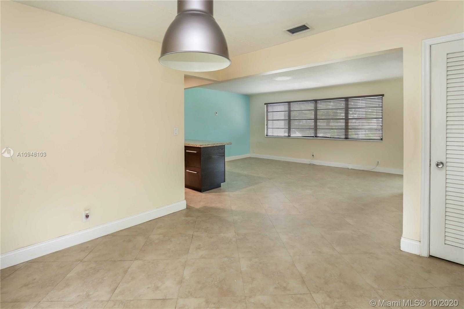 Small Image of 4524 HARRISON ST, Hollywood Number 9