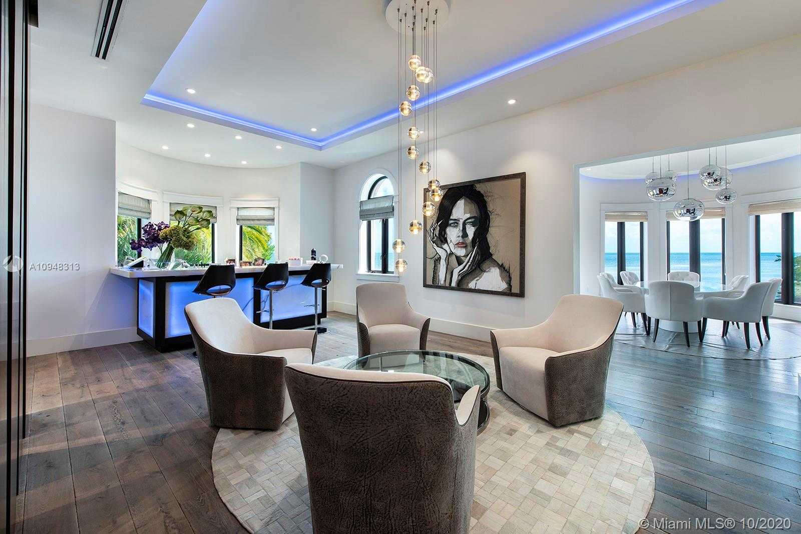 Small Image of 4 TAHITI BEACH ISLAND RD, Coral Gables Number 14
