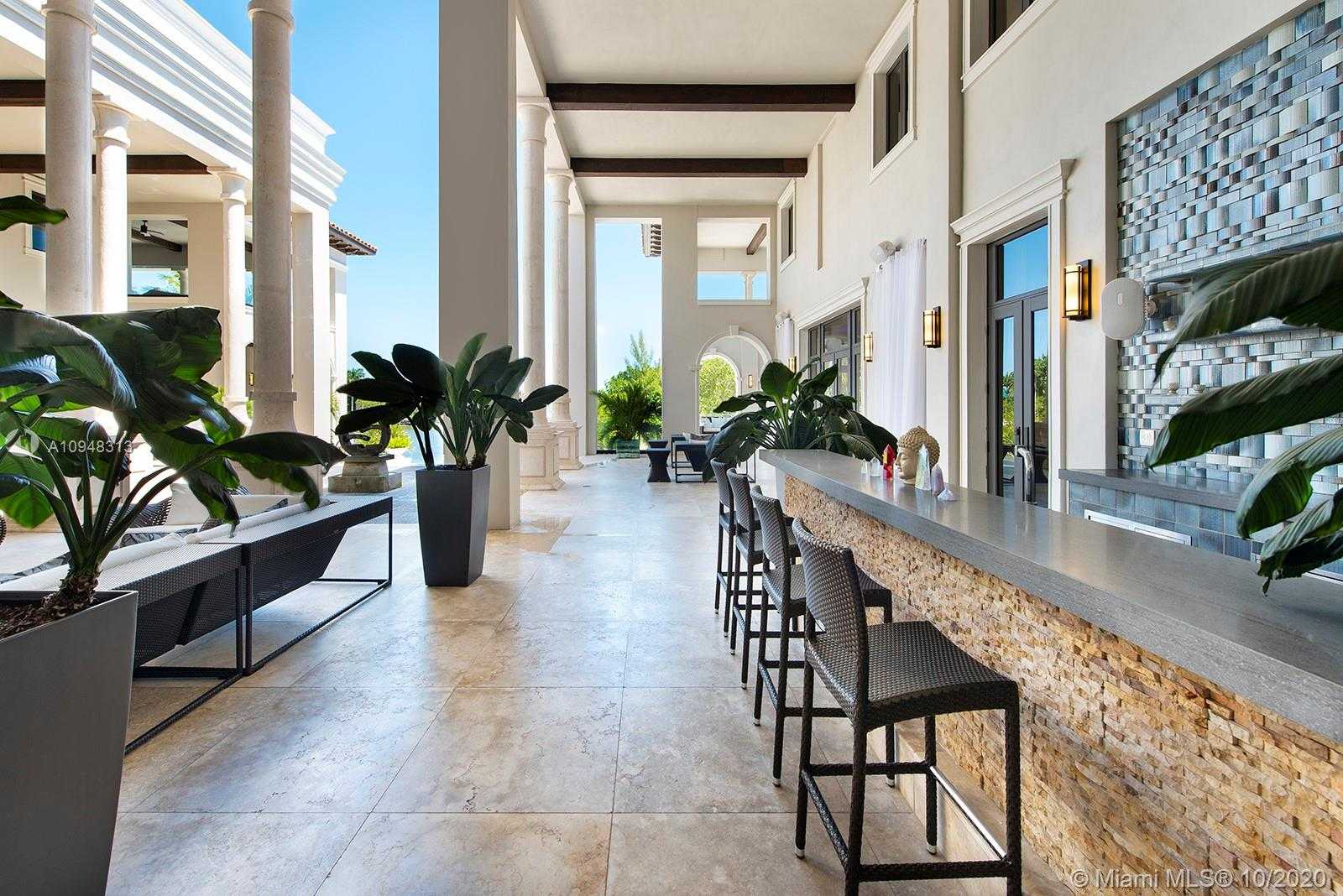 Small Image of 4 TAHITI BEACH ISLAND RD, Coral Gables Number 39