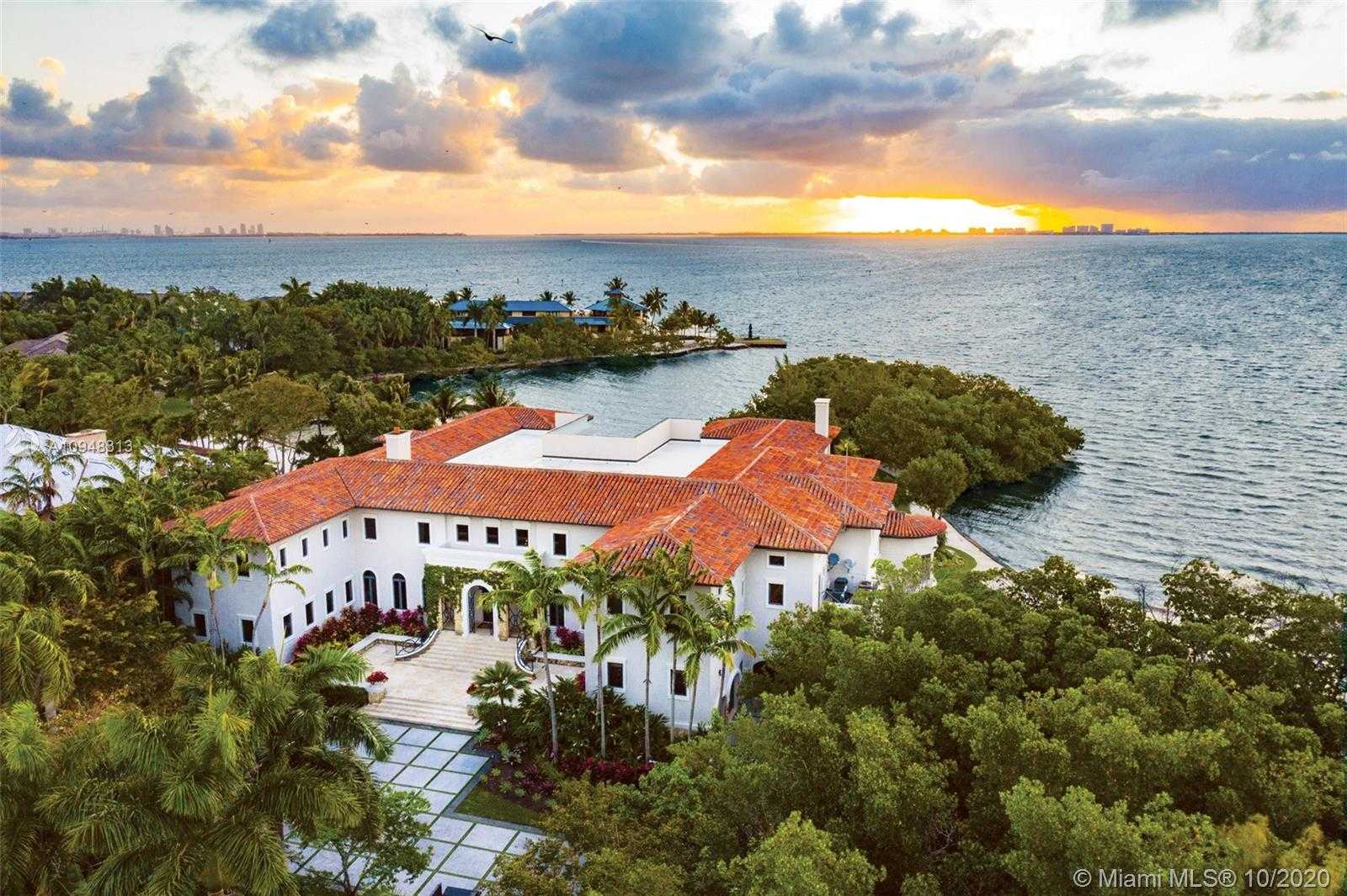 Small Image of 4 TAHITI BEACH ISLAND RD, Coral Gables Number 63