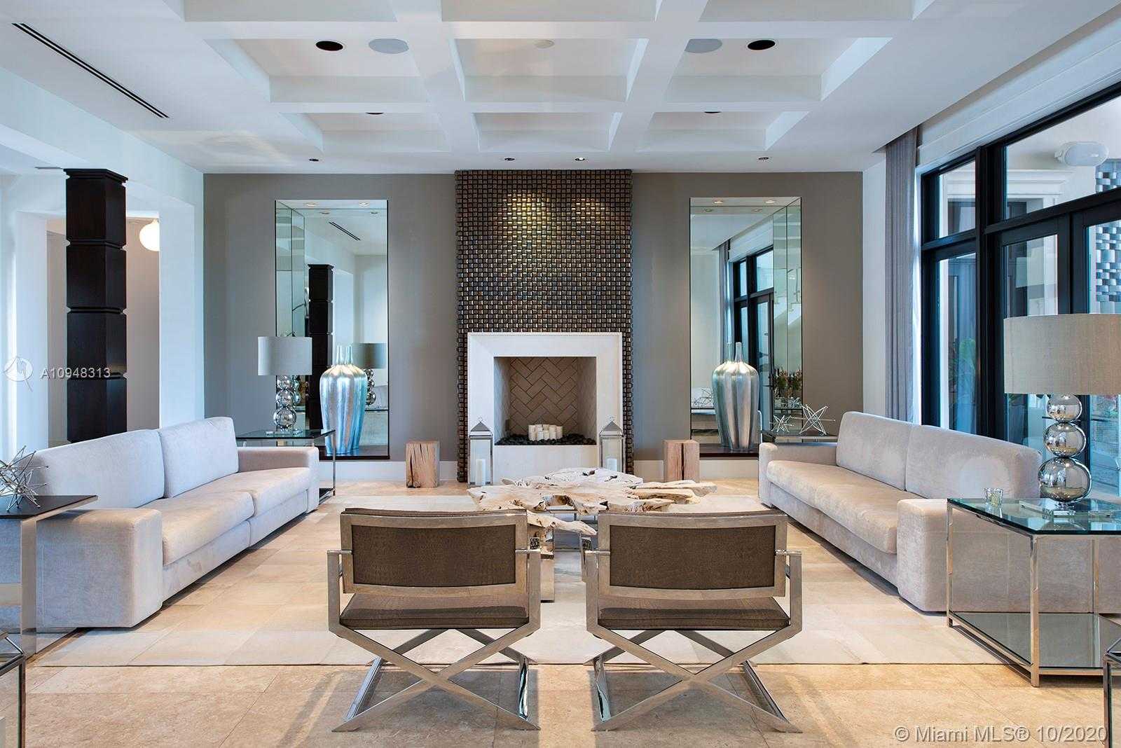Small Image of 4 TAHITI BEACH ISLAND RD, Coral Gables Number 9