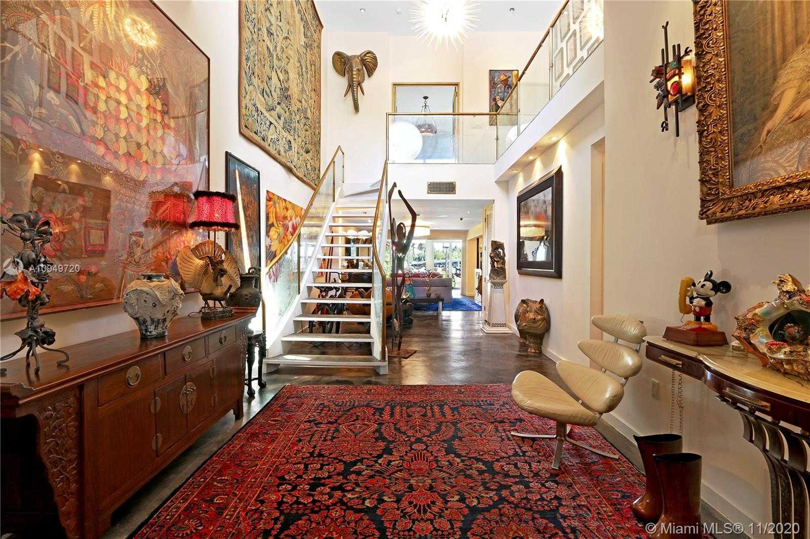 Small Image of 1828 SOUTH BAYSHORE LN, Miami Number 17