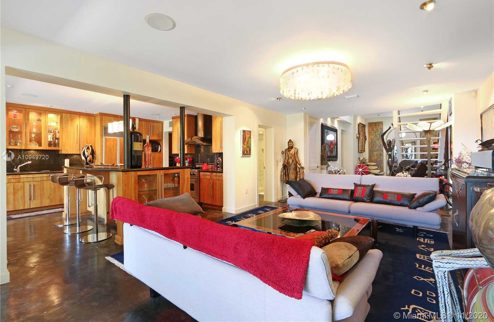 Small Image of 1828 SOUTH BAYSHORE LN, Miami Number 21