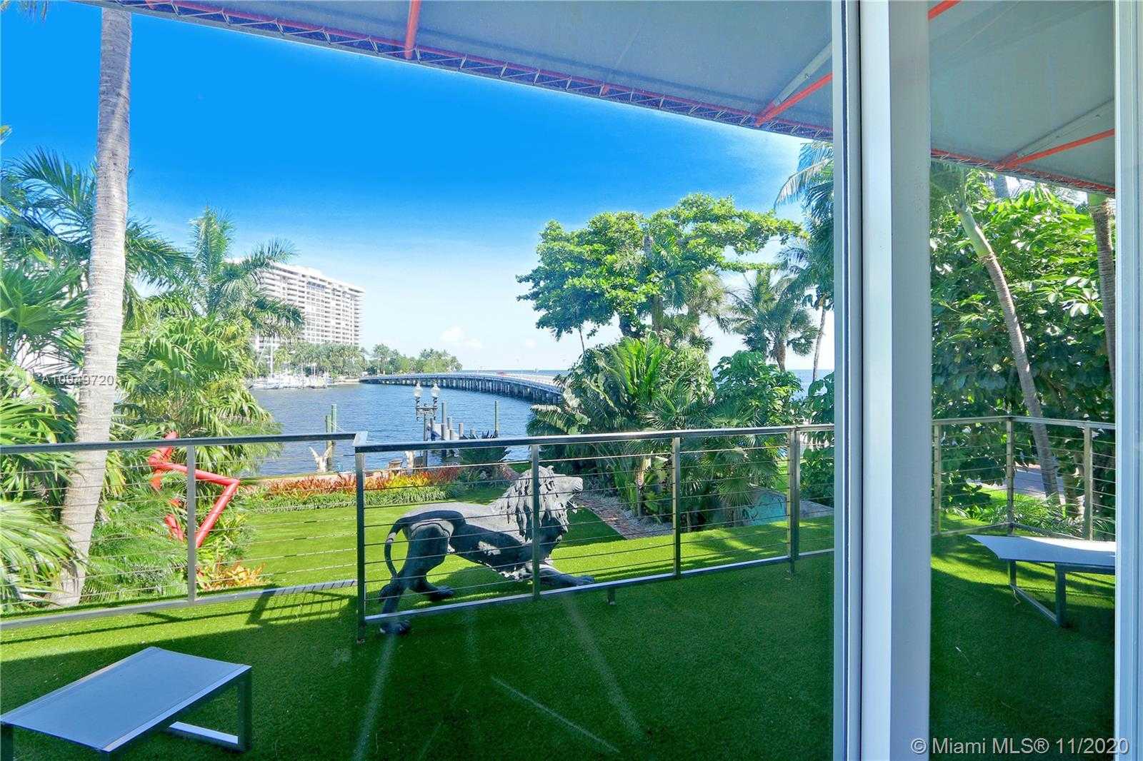 Small Image of 1828 SOUTH BAYSHORE LN, Miami Number 36