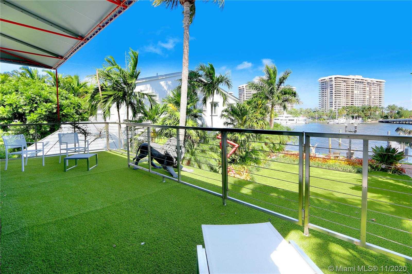 Small Image of 1828 SOUTH BAYSHORE LN, Miami Number 37