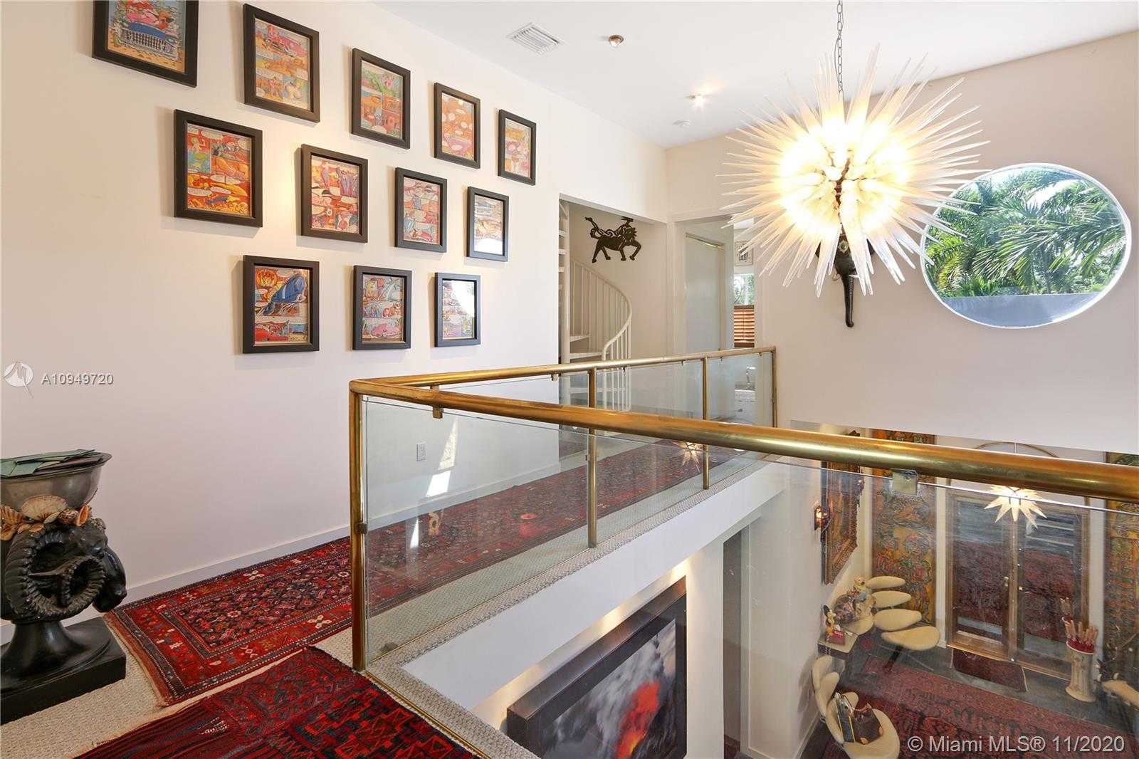 Small Image of 1828 SOUTH BAYSHORE LN, Miami Number 38