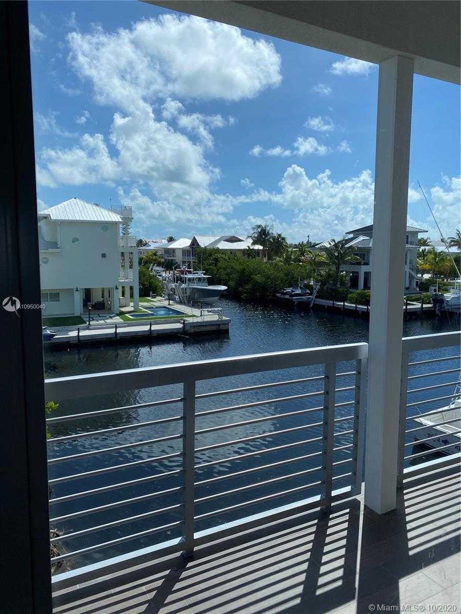 Small Image of 96 WEST PLAZA DEL SOL, Islamorada Number 13