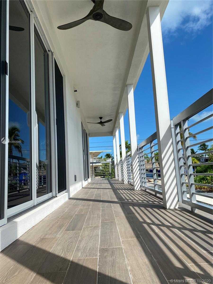 Small Image of 96 WEST PLAZA DEL SOL, Islamorada Number 7
