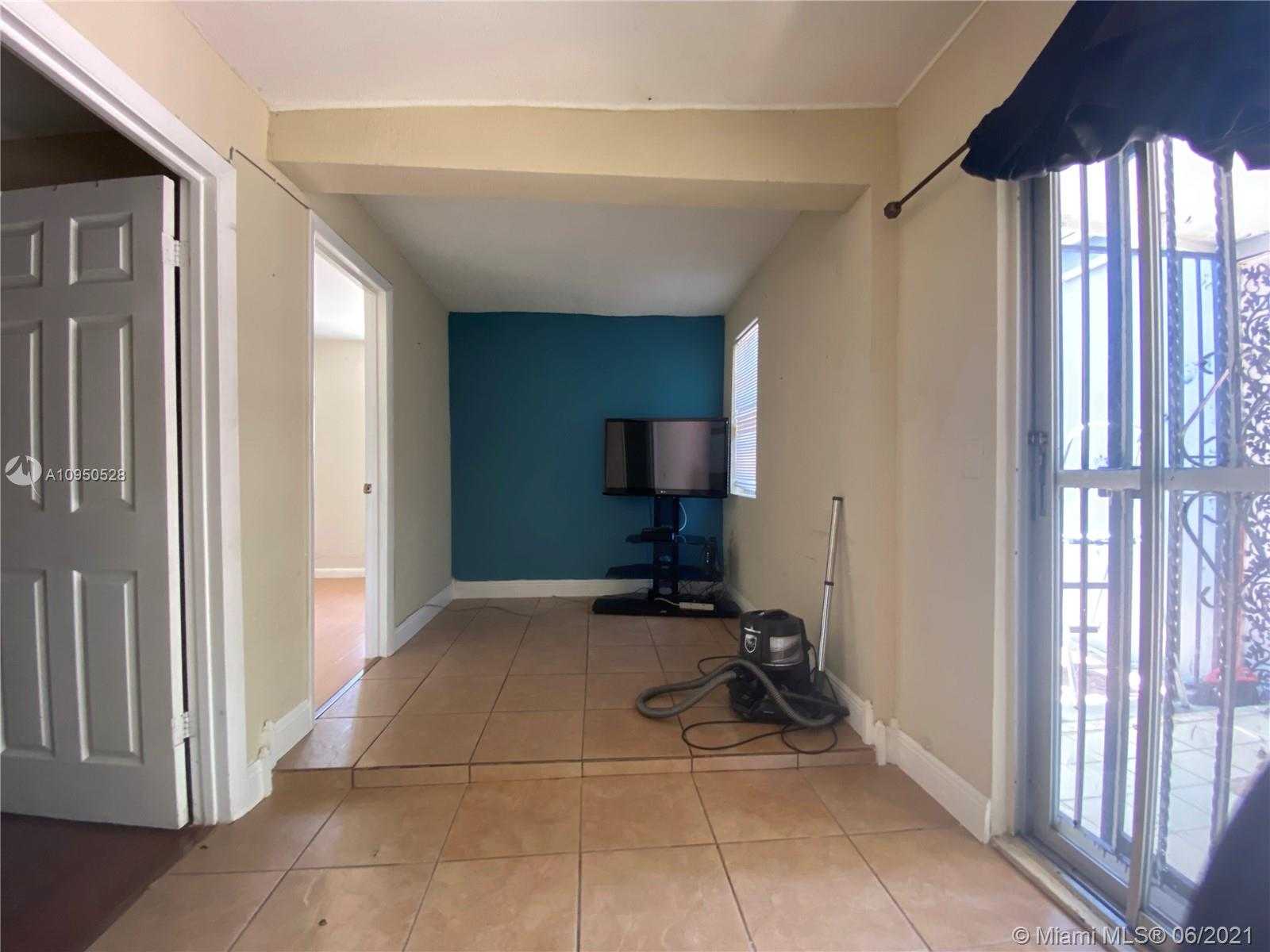Small Image of 1612 SOUTH WEST 11TH ST, Miami Number 6