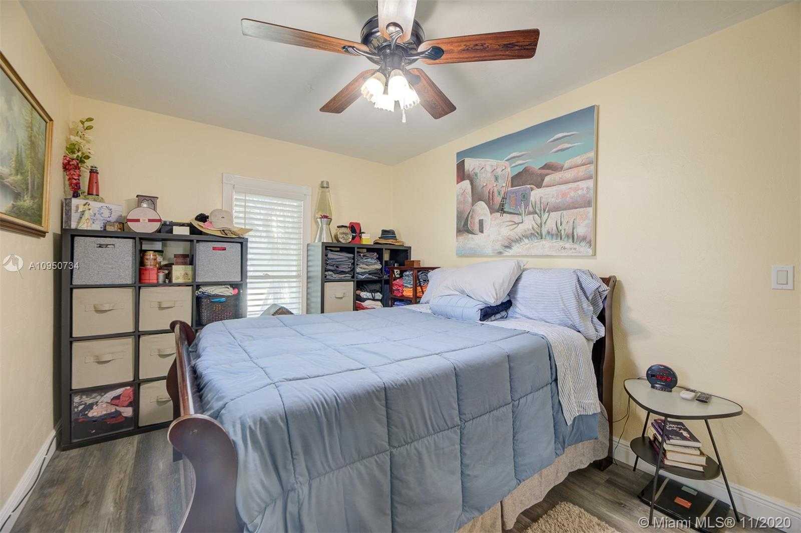 Small Image of 2534 WILSON ST, Hollywood Number 21
