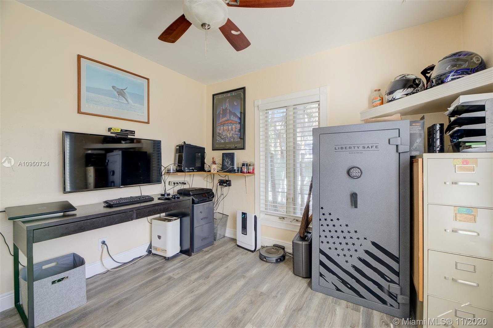 Small Image of 2534 WILSON ST, Hollywood Number 26