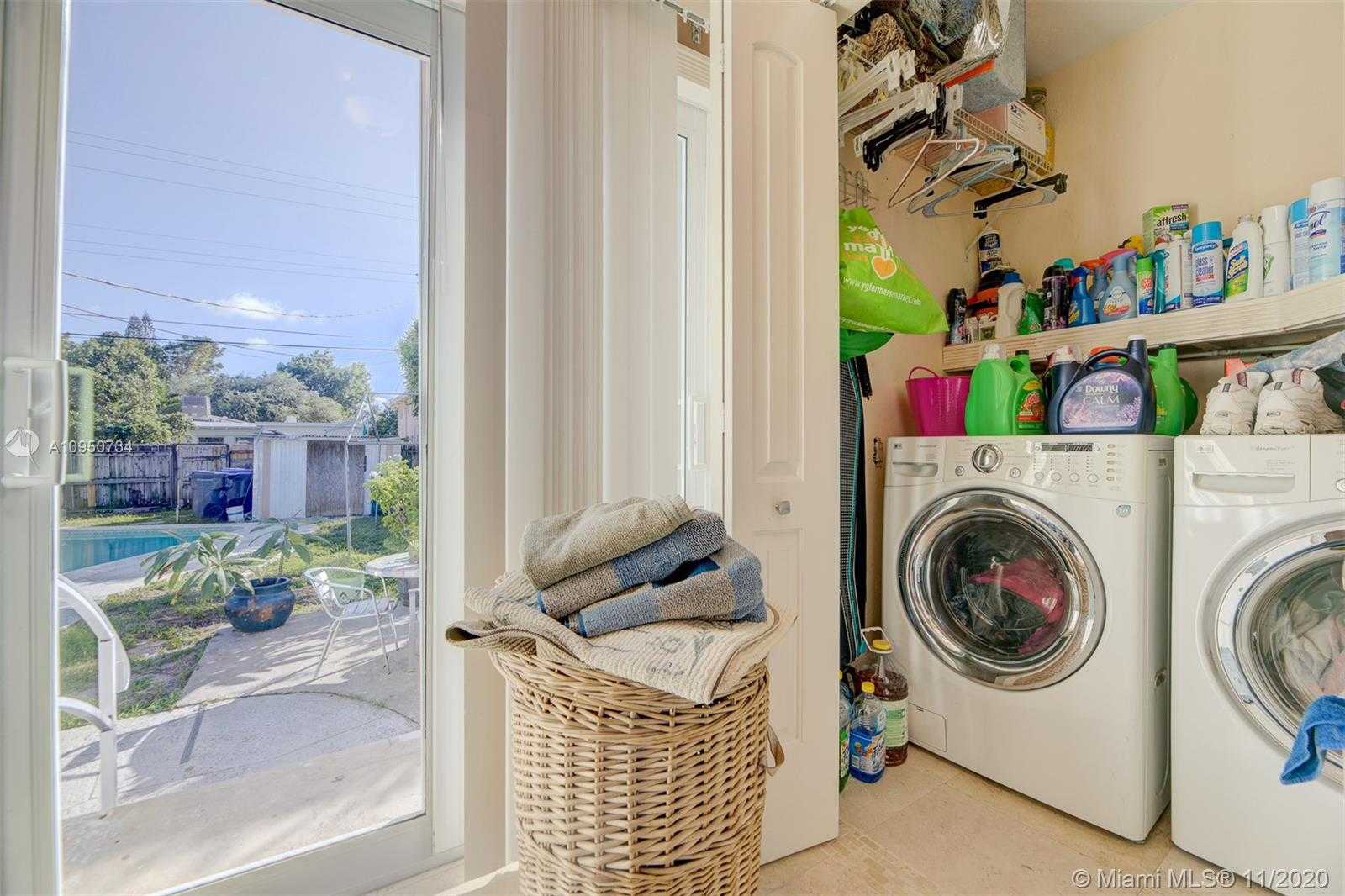 Small Image of 2534 WILSON ST, Hollywood Number 28