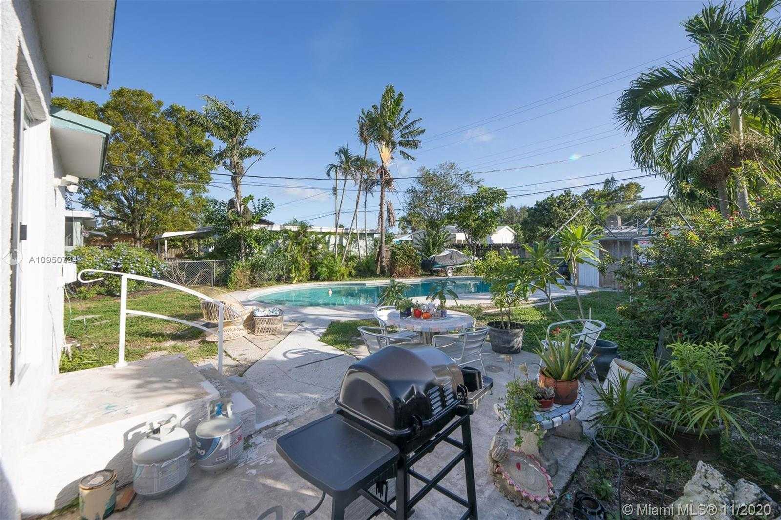 Small Image of 2534 WILSON ST, Hollywood Number 35