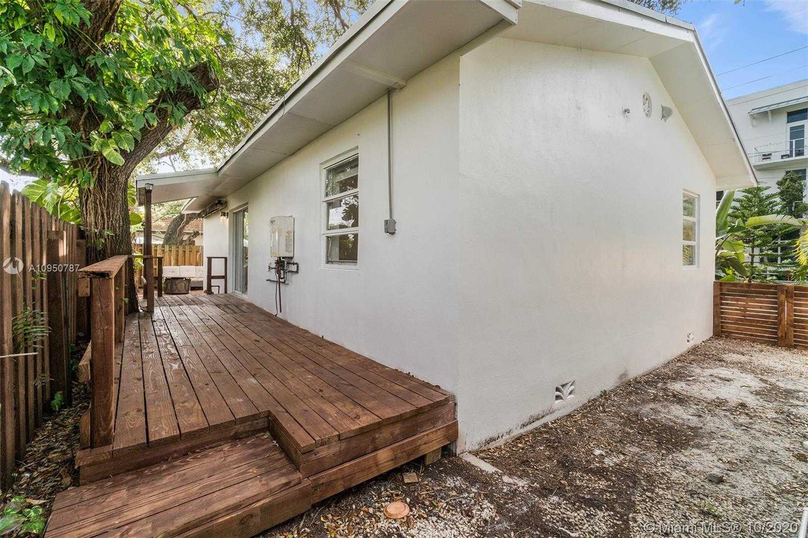 Small Image of 230 HARMON AVE, Fort Lauderdale Number 19