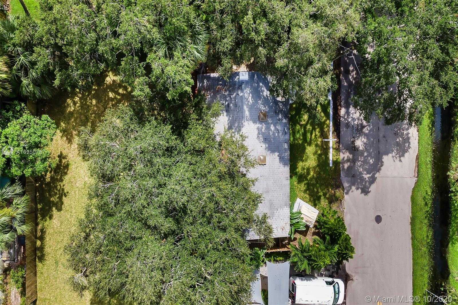 Small Image of 230 HARMON AVE, Fort Lauderdale Number 20