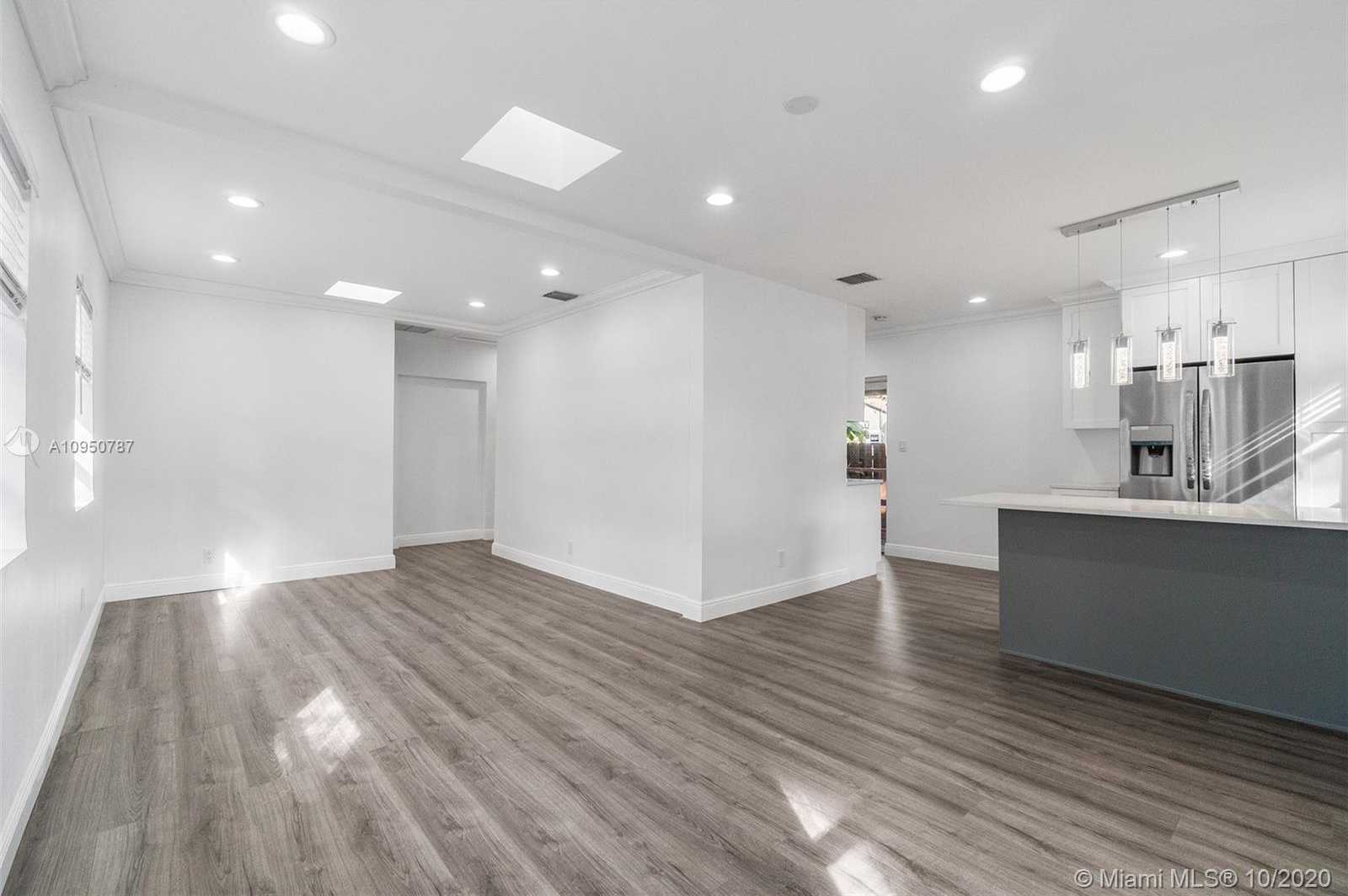 Small Image of 230 HARMON AVE, Fort Lauderdale Number 24