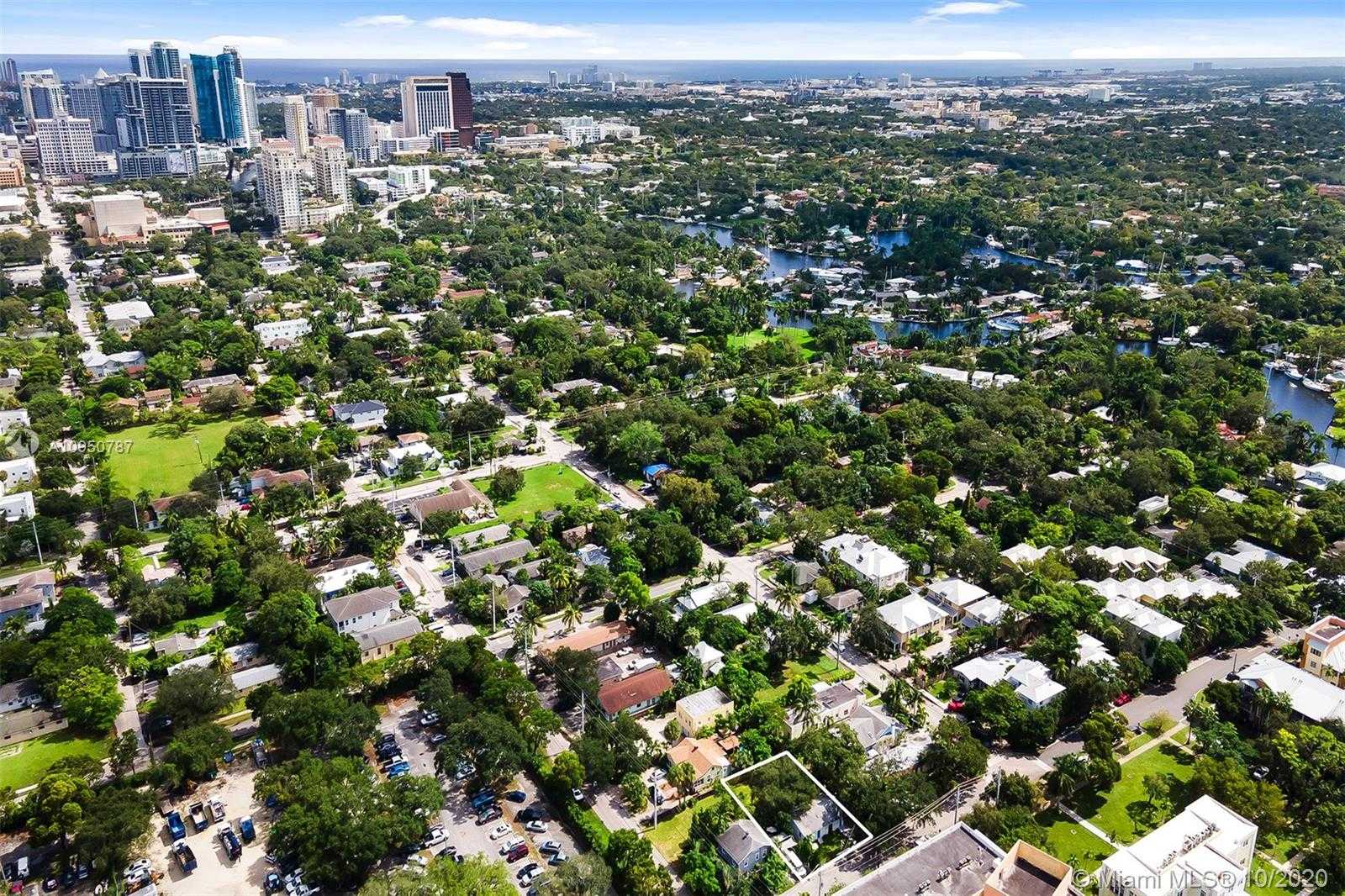 Small Image of 230 HARMON AVE, Fort Lauderdale Number 3