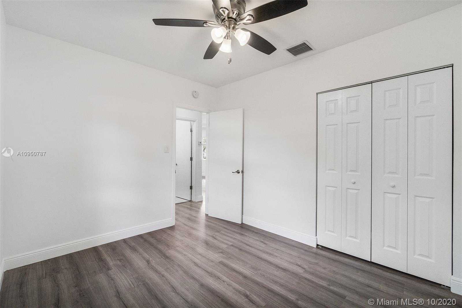 Small Image of 230 HARMON AVE, Fort Lauderdale Number 32